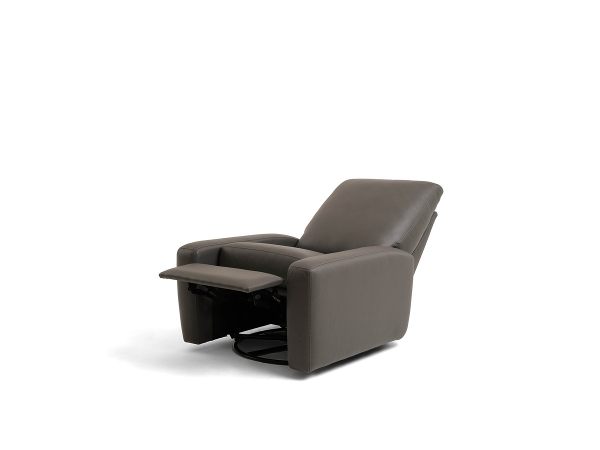 carson recliner front 45 open 