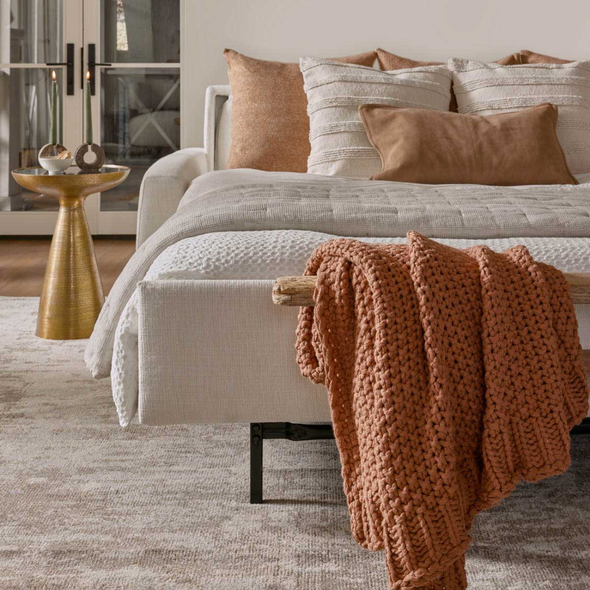 langdon lifestyle closeup 