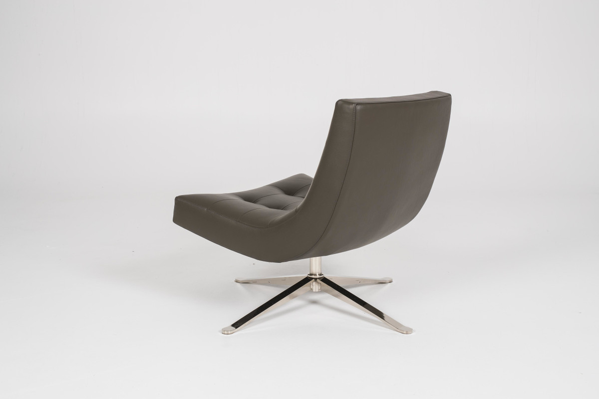 petra studio back 45  