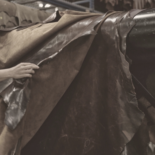 leather on horse